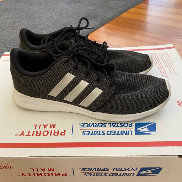 Adidas Running Shoes - Picture 2 of 7